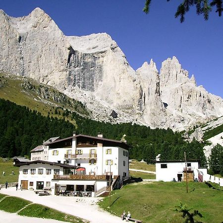 Hotel Rifugio Gardeccia Hutte Pozza di Fassa Exterior foto