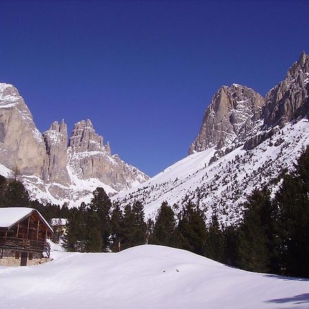 Hotel Rifugio Gardeccia Hutte Pozza di Fassa Exterior foto