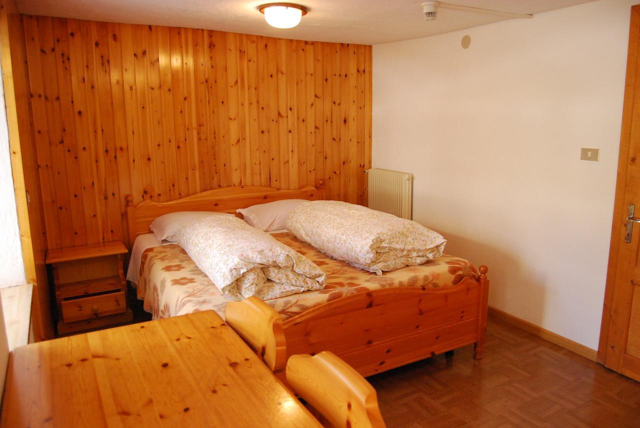 Hotel Rifugio Gardeccia Hutte Pozza di Fassa Zimmer foto